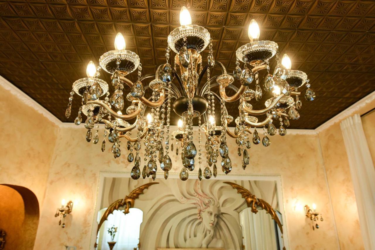 בוקרשט The Museum - Wonderful Super Central Apartment מראה חיצוני תמונה