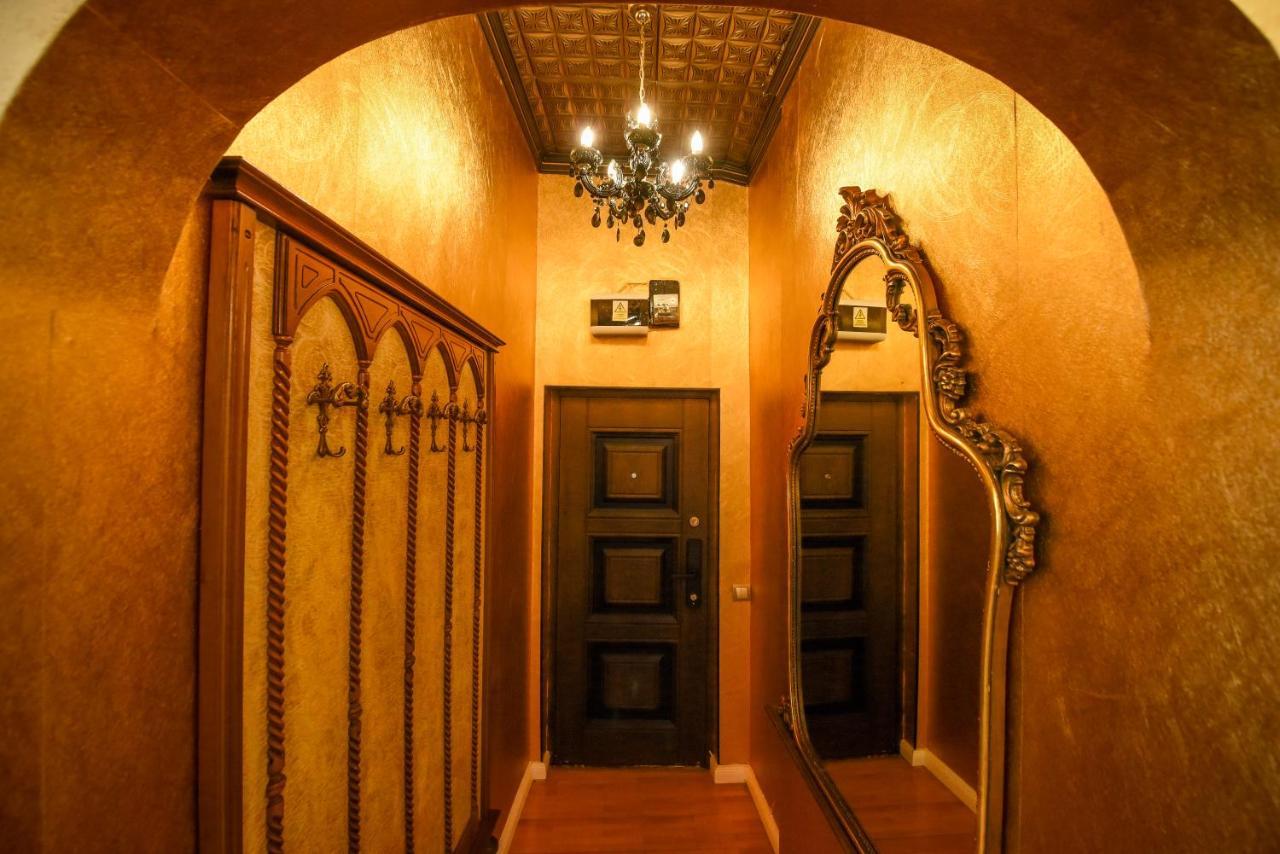 בוקרשט The Museum - Wonderful Super Central Apartment מראה חיצוני תמונה
